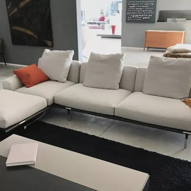 poltrona-frau-let-it-be-sofa-expo-offer02