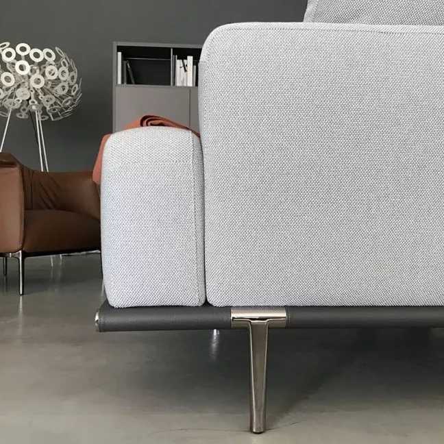 poltrona-frau-let-it-be-sofa-expo-offer04